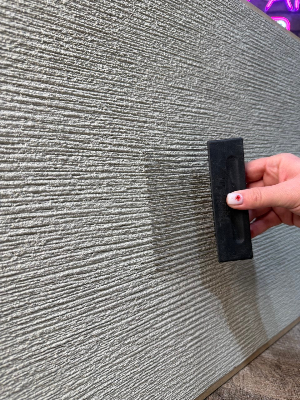 Готовий набір для декору стін - Marmorino Maxi 20 кг, stucco primer 4 кг, щітка 100 ліній, лак Acrylic lacguer mat 2,5л, 20кг, 1мм - Під штукатурку