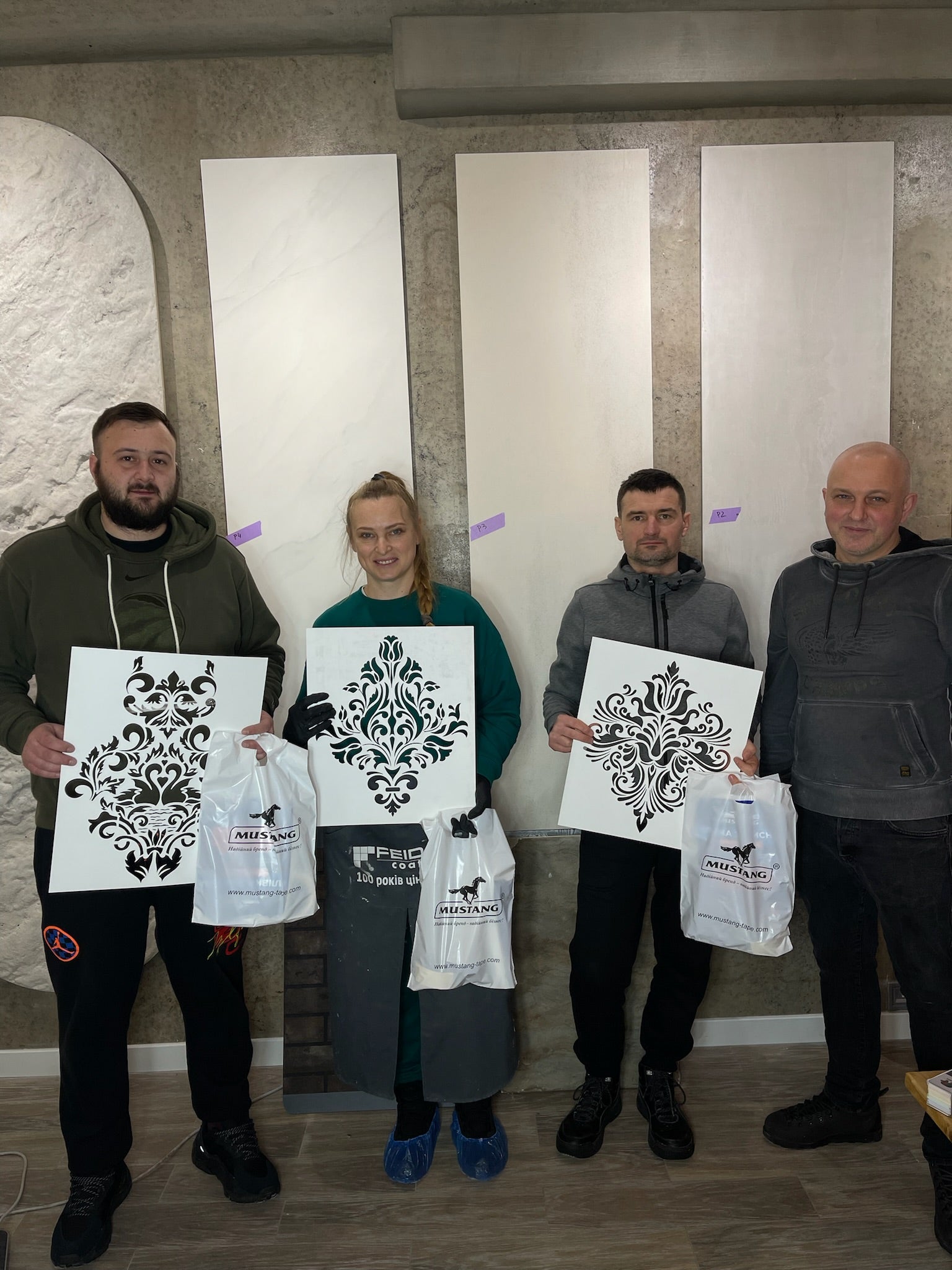 Майстер клас:Товстошарові декори в трафаретній техніці (Опыт работы с трафаретами, создание композиции)